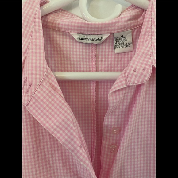 Richard Malcolm sleeveless button-down - Picture 3 of 5